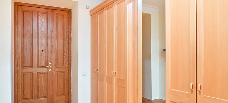 Glass Closet Door Repair in Dania Beach, FL