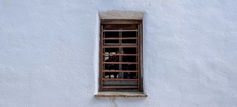 Residential Accordion Door Repair in Dania Beach, FL